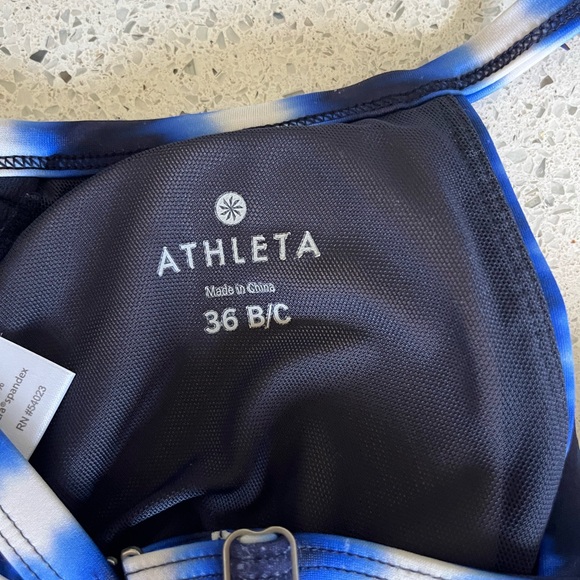 36 B/C, Athleta underwire swim top - Picture 3 of 3